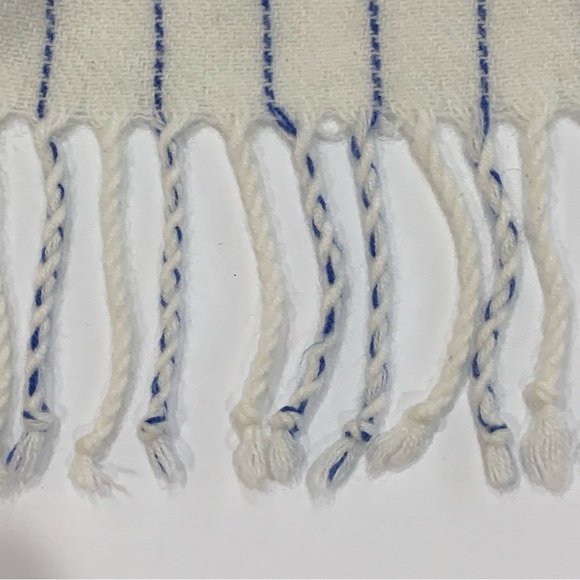 Abercrombie White with Blue Pen Stripe Fringe Scarf - Picture 3 of 4